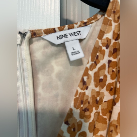 Nine West faux wrap belted dress NWT - Picture 8 of 9